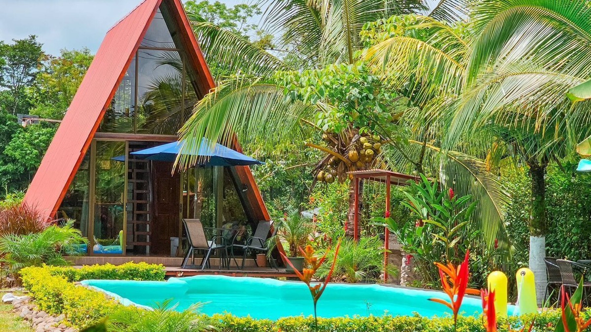 Penjamo House | Charming villa in La Fortuna, Alajuela with AC, WiFi and private pool