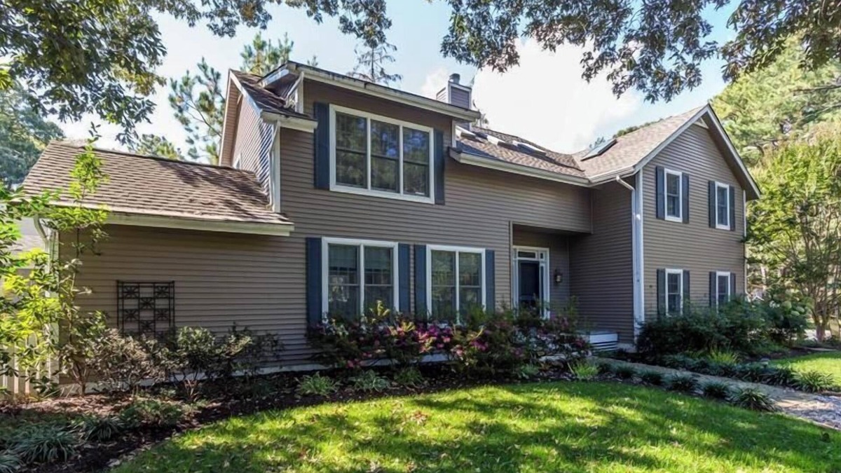 The Pines House | Charming, Dog-Friendly 5BR Home Near Beach - Ideal for Multi-Gen Vacations!