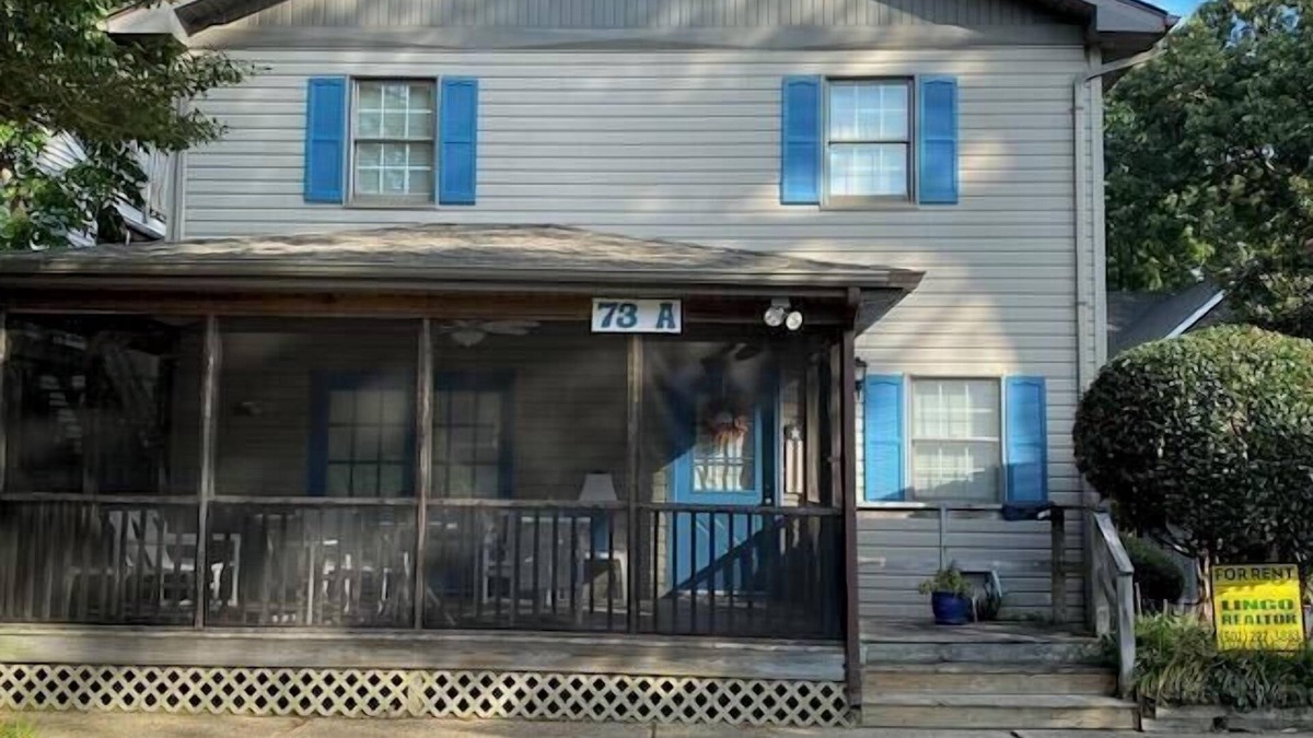 The Pines House | Charming Dog-Friendly Duplex, 3BR, Walk to Boardwalk, Porch & Parking!
