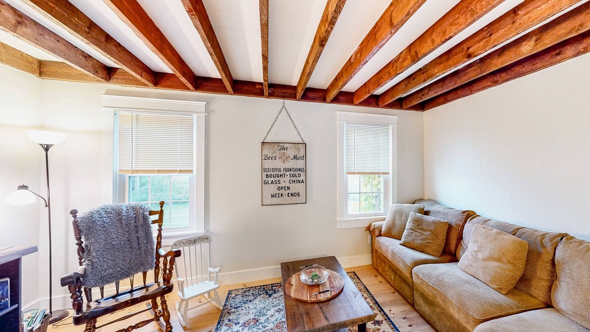 East Wallingford House | Charming dog-friendly home with private deck, firepit, washer/dryer, & cable