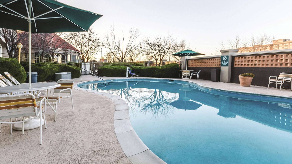 Grand Junction Hotel | Charming Double Room at La Quinta Inns, Outdoor Pool, Near Wineries - 2 Units