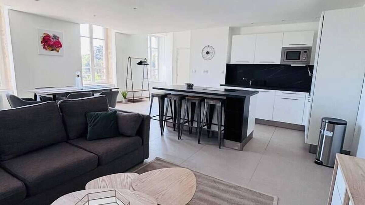 Albigny-sur-Saone Apartment | Charming Duplex in Albigny sur Saône
