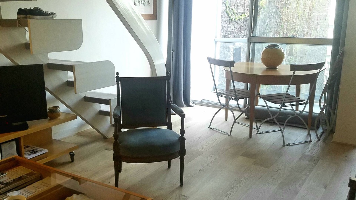 Parc-de-Montsouris Apartment | charming duplex 54m2 near montparnasse. quiet, bright, living oak parquet