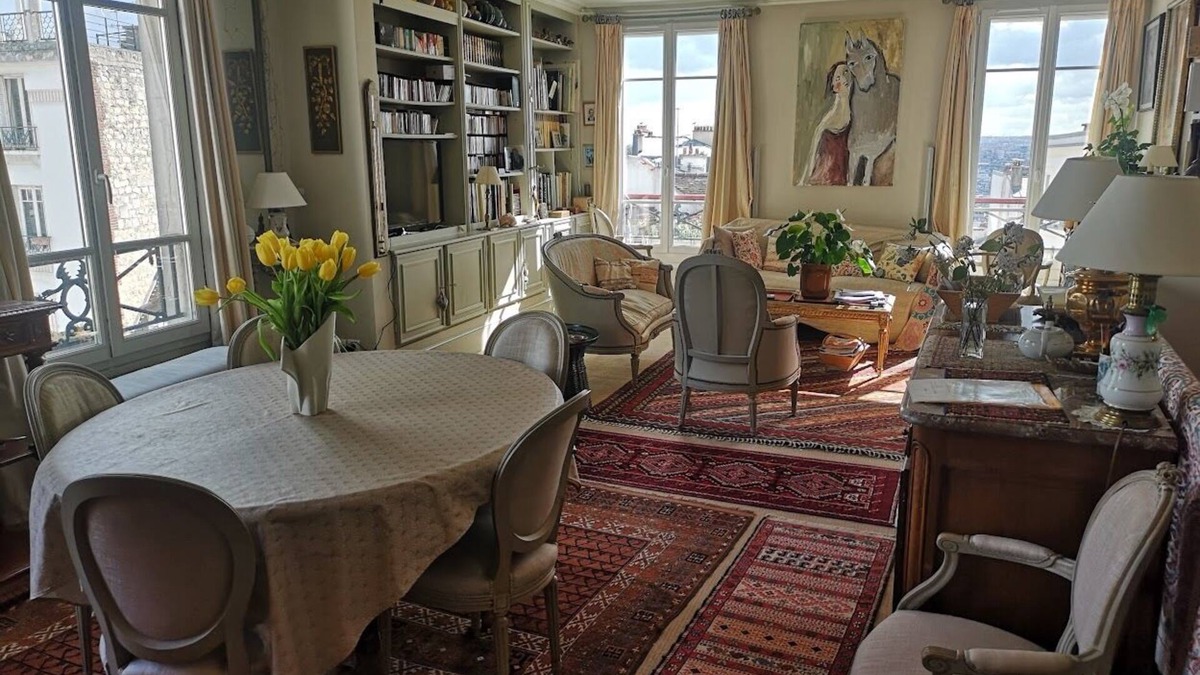 Montmartre Apartment | Charming duplex in the heart of Montmartre with top view of Paris