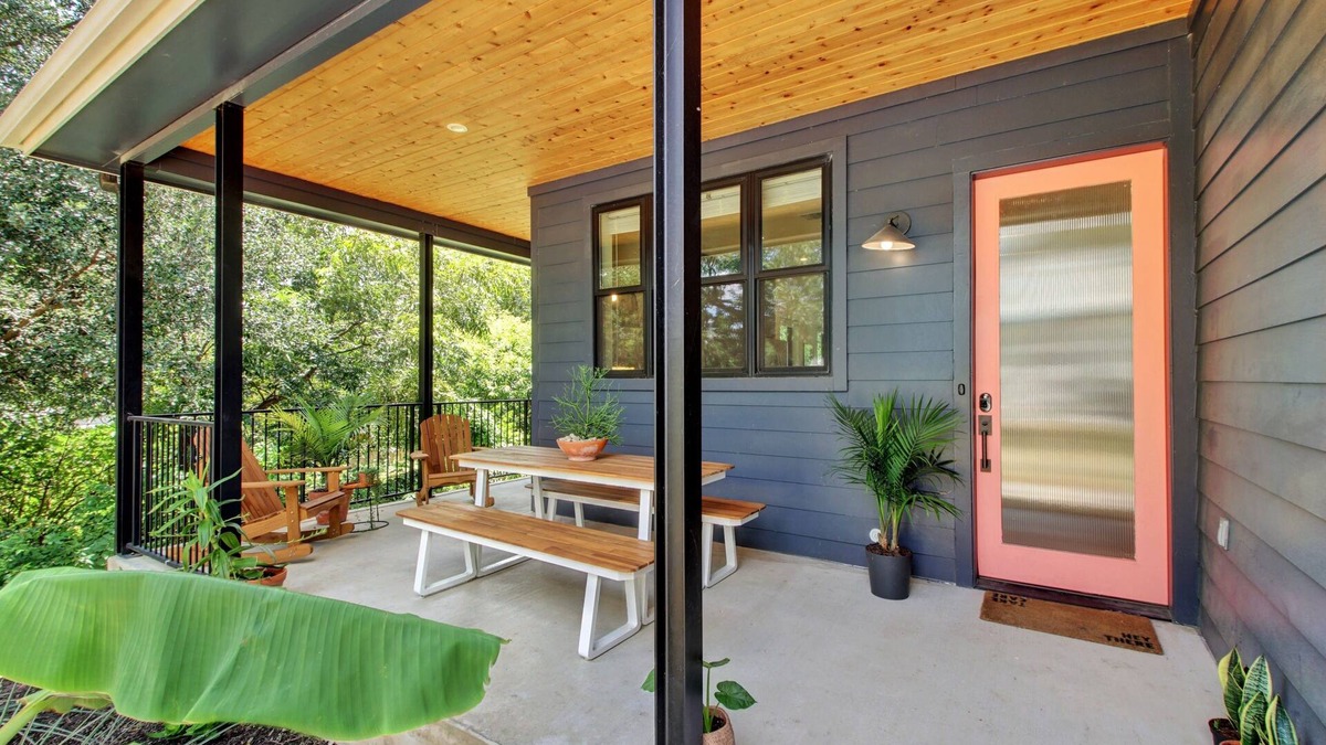 Cherrywood House | Charming East Austin Retreat, Close to it All!