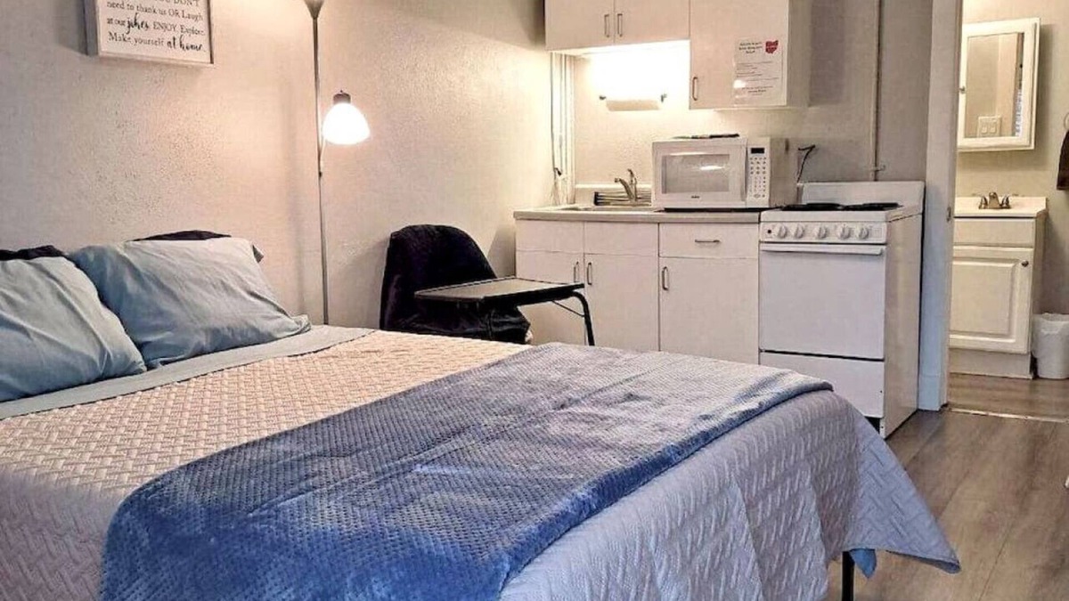 Saint Johns Apartment | Charming Efficiency Apartment #10