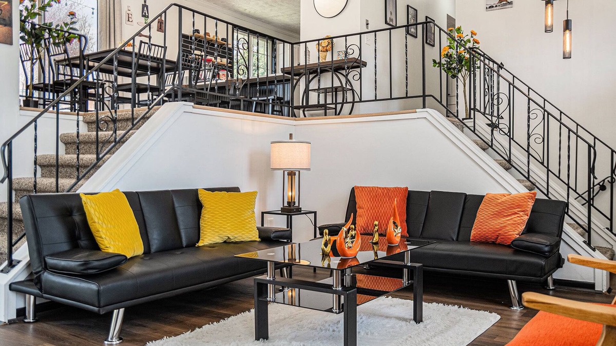 West Omaha House | Charming Elegance Getaway