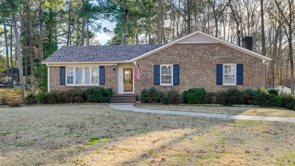Emporia House | Charming Emporia Home w/Deck & Patio!