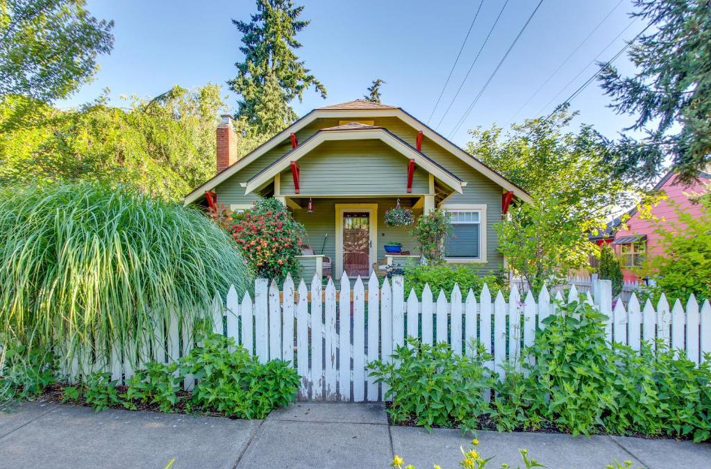 College Hill House | Charming Eugene Vacation Home 1 Mi to Dtwn!