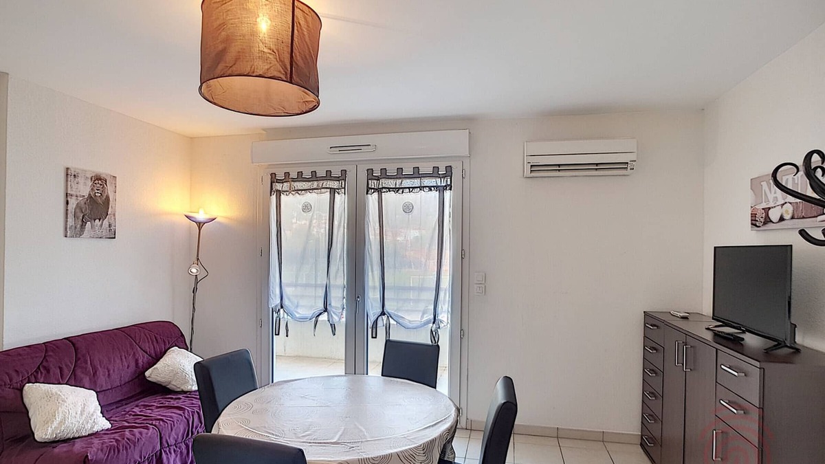 Lamalou-les-Bains Apartment | Charming F3 Apartment with Terrace, A/C, Parking, near Lamalou-les-Bains, 700m from Thermal Spa
