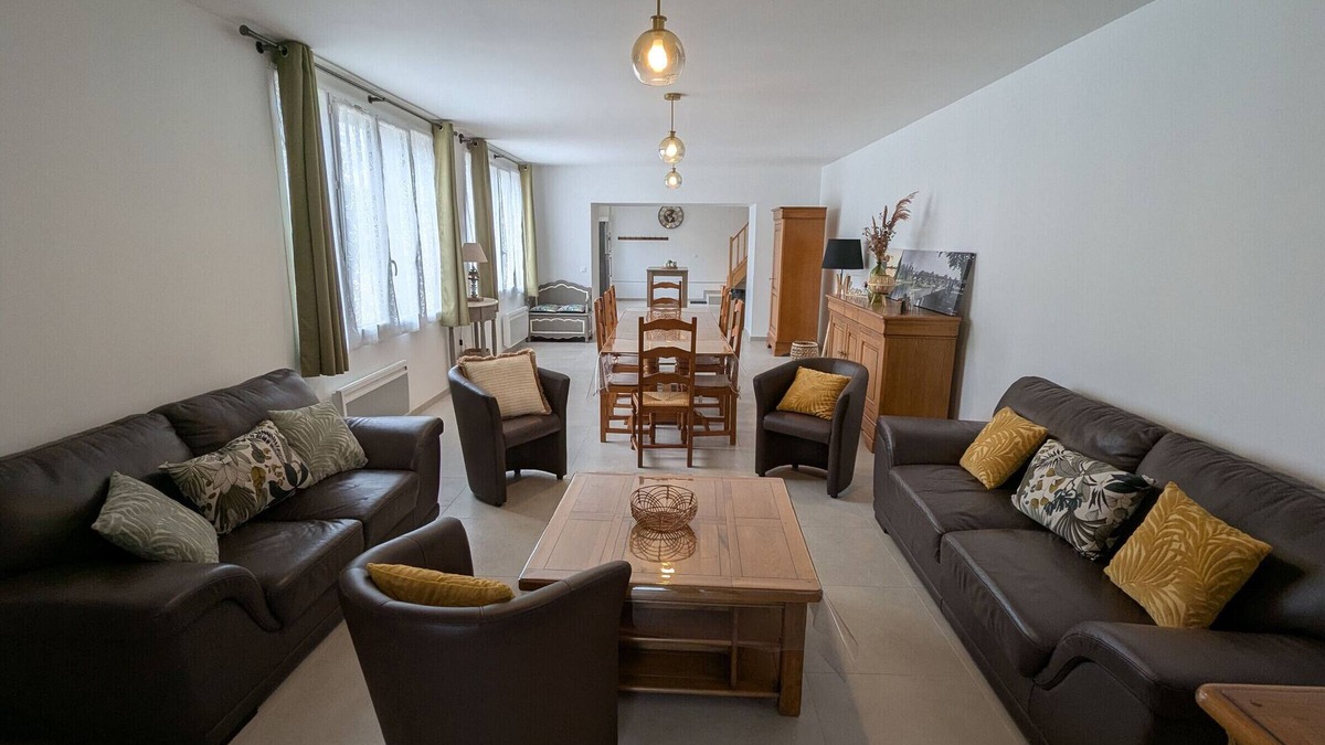 Boulay-les-Barres Cottage | Charming Family Cottage near Orléans with Garden