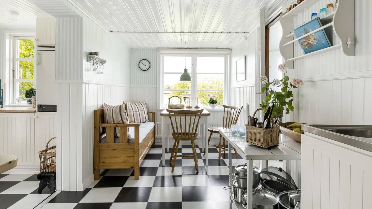 Lagan House | Charming, family-friendly vacation home in idyllic location.