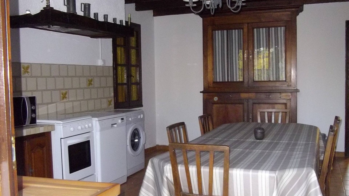 Baigts House | CHARMING FAMILY HOME