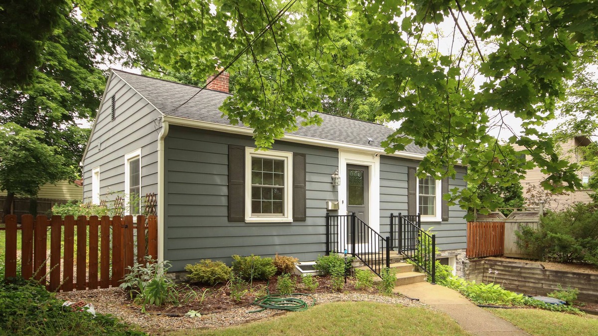 Ann Arbor House | Charming Family Home in the heart of Ann Arbor