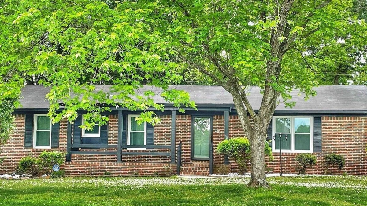 Decatur House | Charming Family Retreat Near Parks Fire Pit & Games