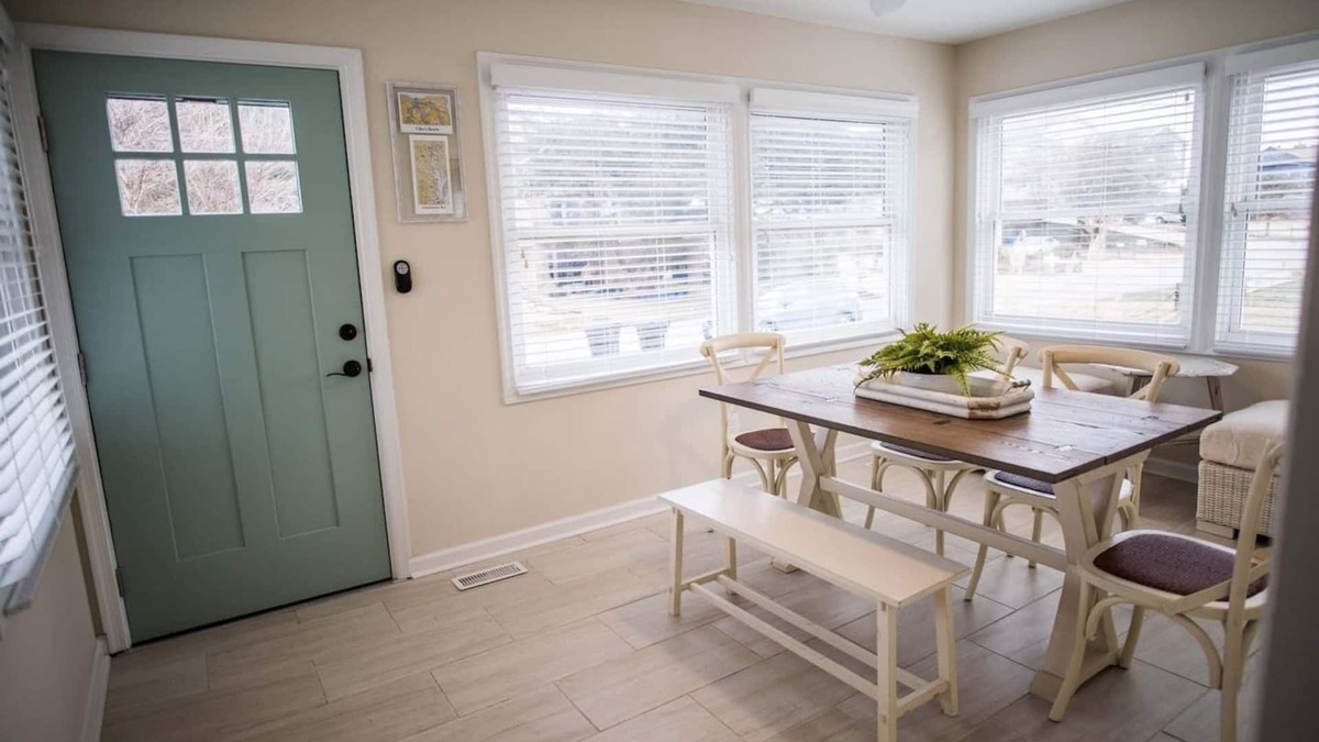 Chic's Beach House | Charming family-friendly beach home