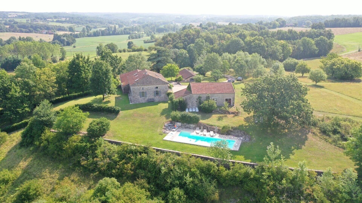 Montagnac-sur-Lede House | Charming Farmhouse on the hill, 360 ° view with a nice view for 8 to 12 people