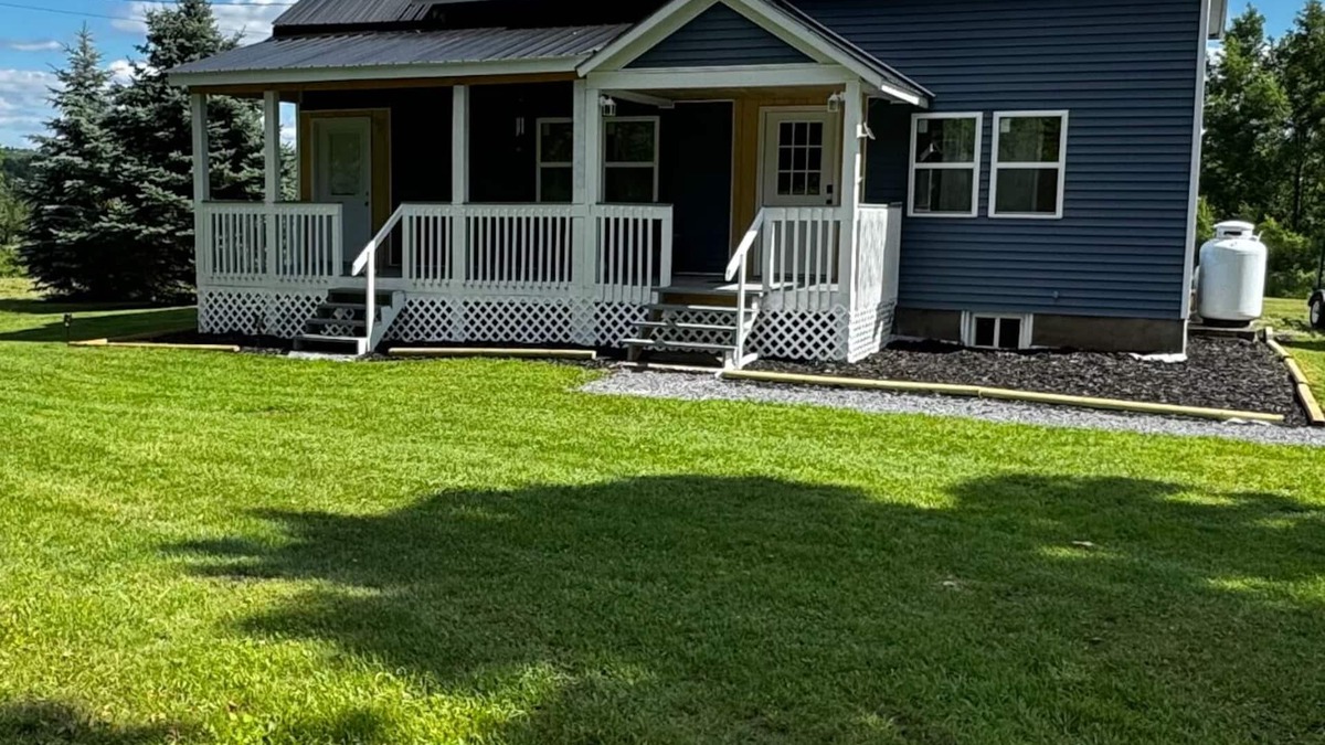 Hermon House | Charming Farmhouse Escape Near Canton, Russell, and Potsdam