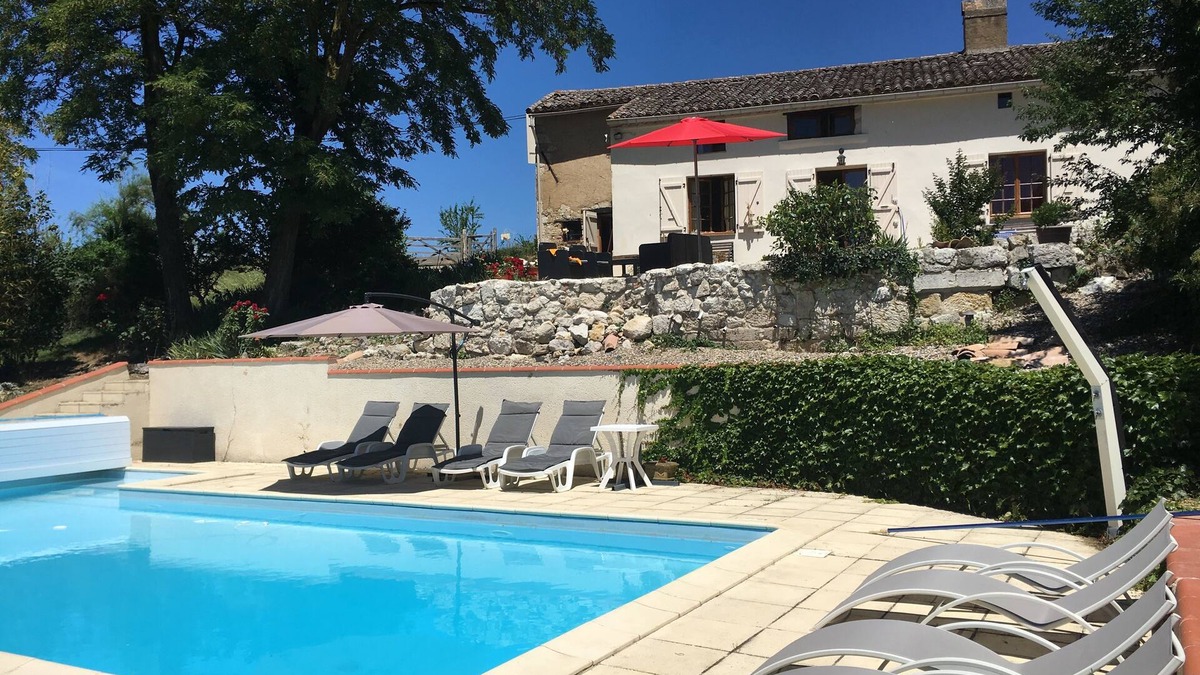 Bardigues Other | Charming farmhouse near Toulouse with swimming pool. Pet and family friendly.