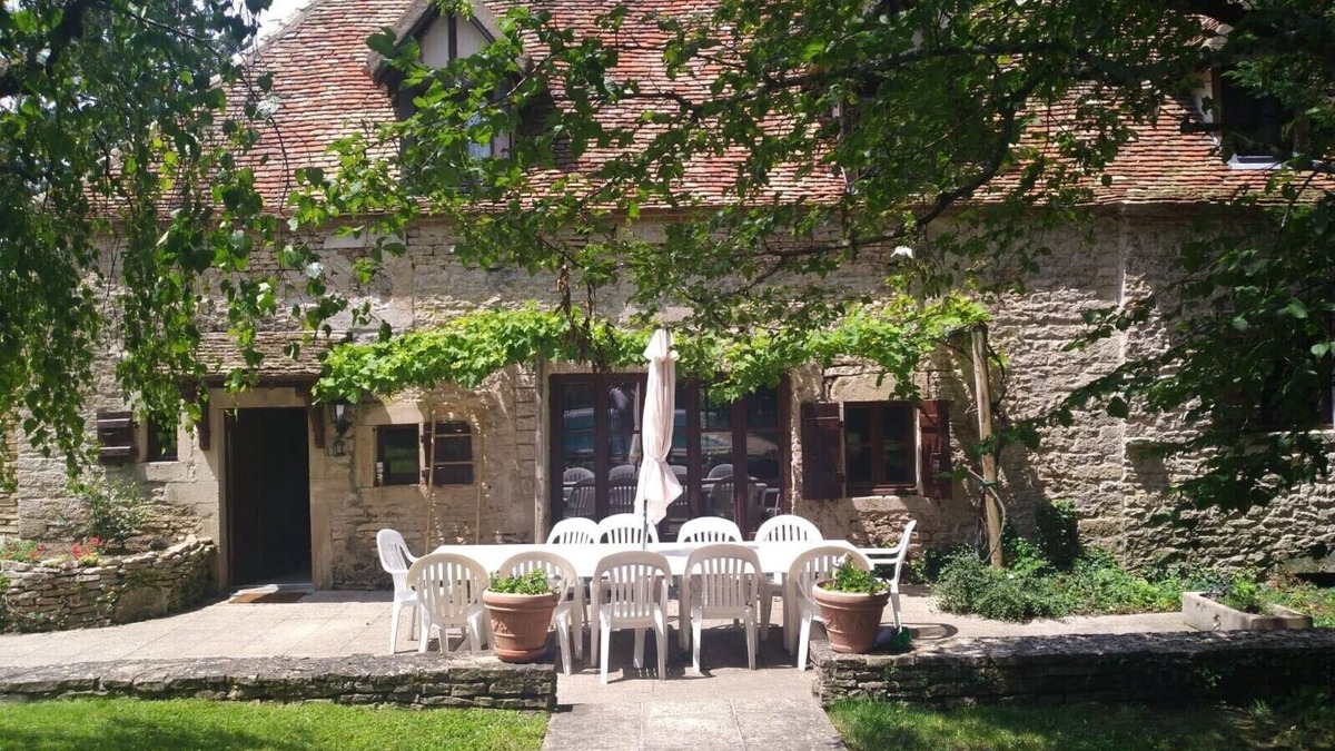 Corberon House | Charming farmhouse with swimming pool