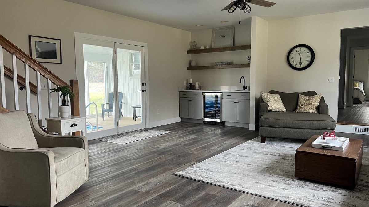 Kendall Other | Charming farmhouse with 4 bedrooms, indoor pool, WiFi and AC in soothing Otsego