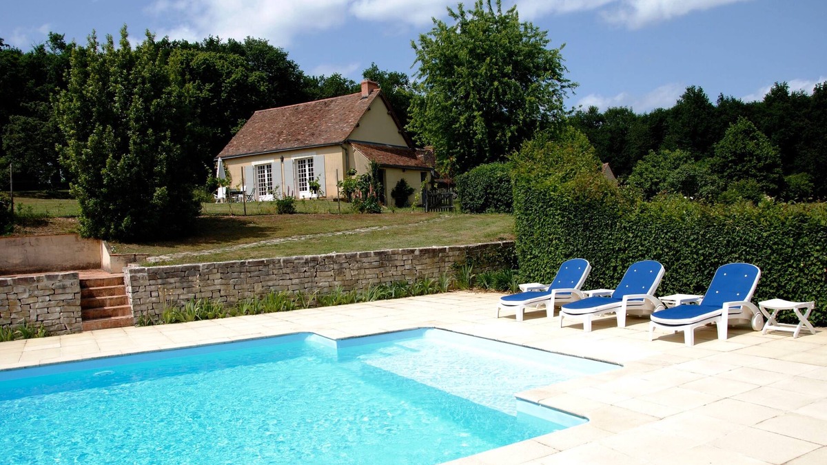 Bazouges-sur-le-Loir House | Charming house*, comfort, quiet, breathtaking view, heated pool