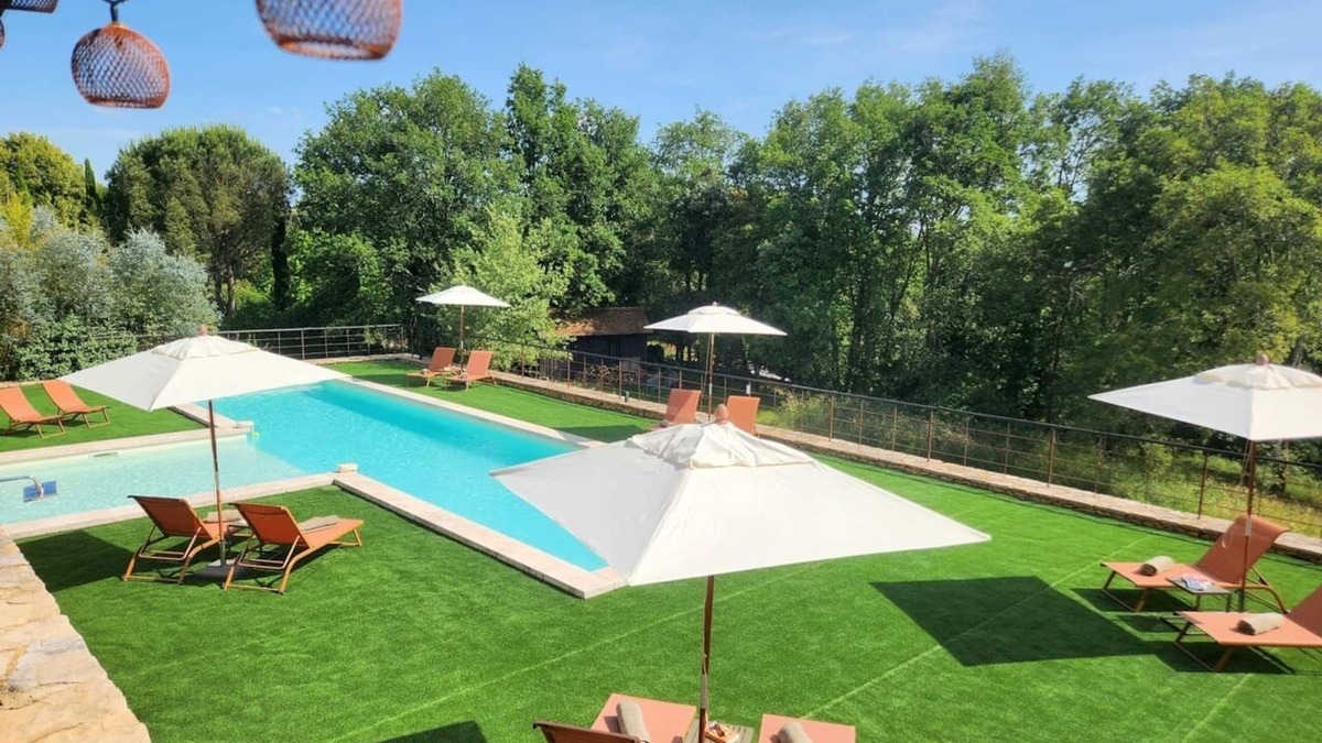 Castelnaud-la-Chapelle Cottage | Charming 2BR Gîte | Heated Pool & Terrace | Near Sarlat & Dordogne River