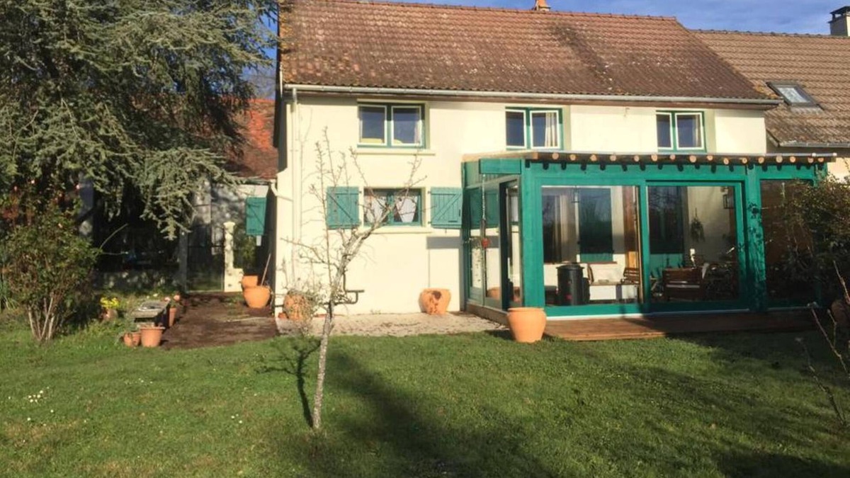 Chantenay-Saint-Imbert Villa | Charming and elegant country house