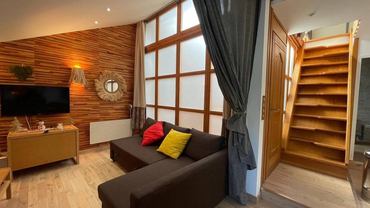 Saint-Etienne-de-Tinee Apartment | Charming two-room apartment for rent in Saint Etienne de Tinée
