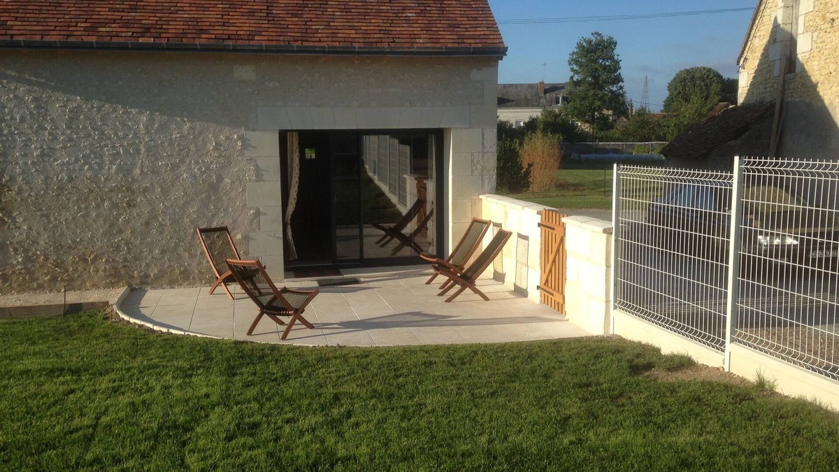 Saint-Georges-sur-Cher Cottage | CHARMING HOUSE WITH GARDEN, AIR CONDITIONING
