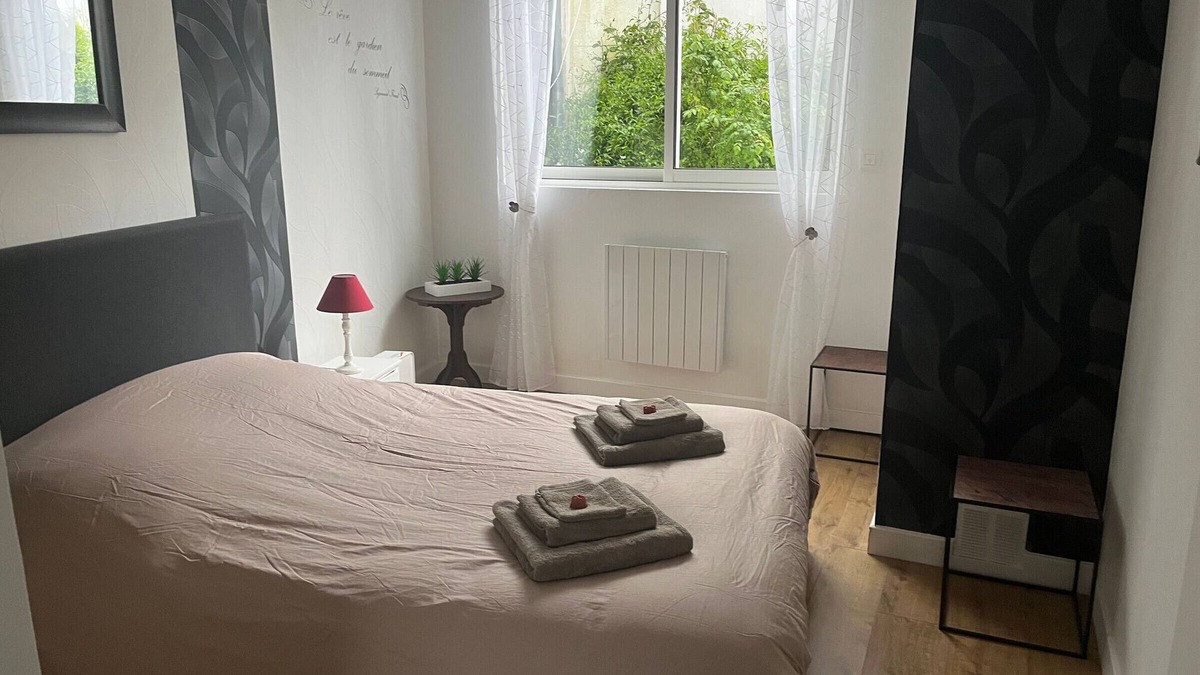 Saint-Malo-de-Guersac Cottage | Charming Cottage in Brière Park - Near Marshes, 1 Bedroom, South-Facing Terrace, Parking, WiFi
