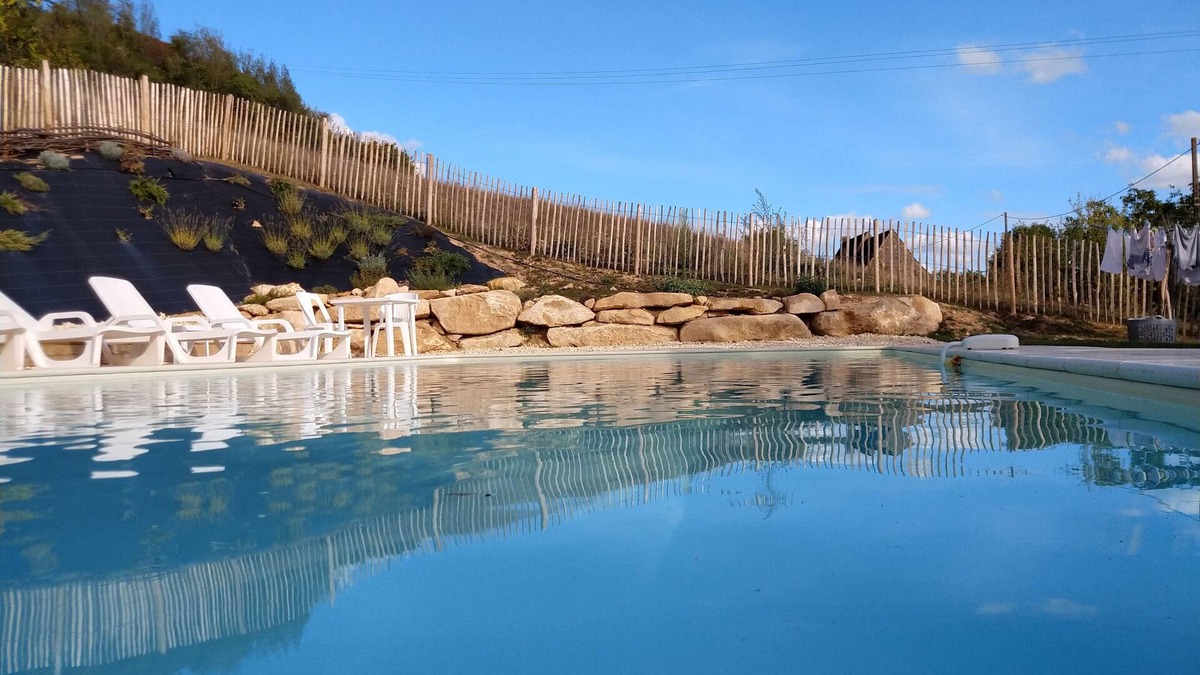 Saint-Vincent-de-Cosse Villa | Charming Farmhouse Villa, Private Pool, WiFi, 4G, 3.5 Hectares - Beynac, Sarlat
