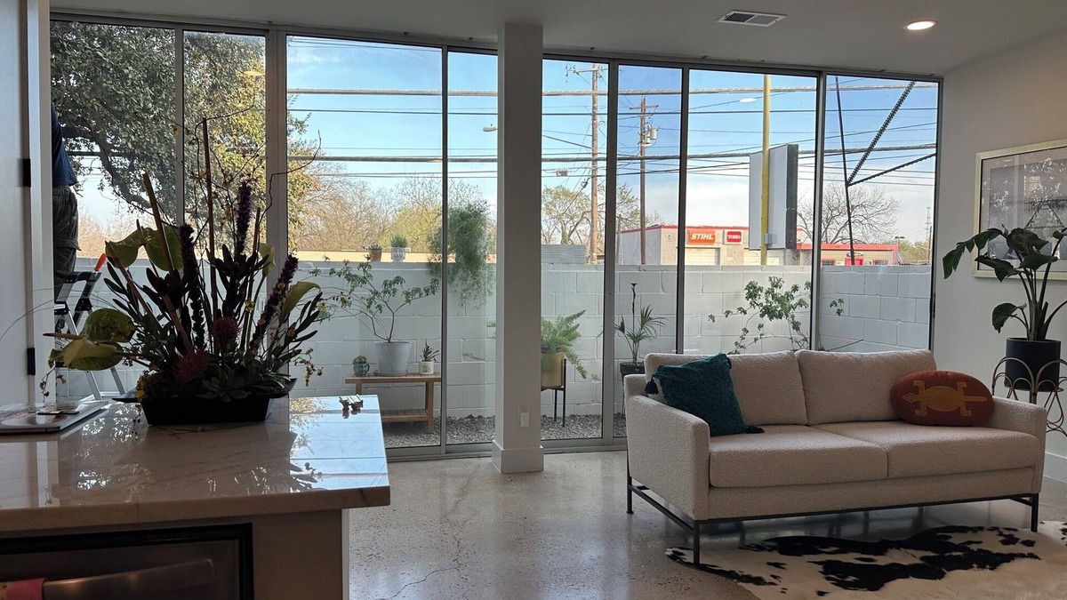 Galindo Condo | Charming Furnished Condo on South First - Perfect for Urban Living
