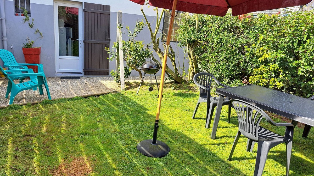 Saint-Lyphard Cottage | "Charming Gîte in Brière Park, 15km from La Baule Beach"