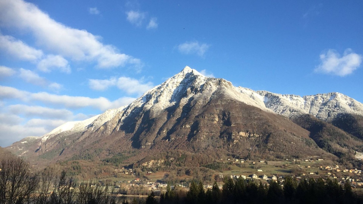 Chatillon-sur-Cluses Ski Chalet | * Charming Gite comfortable, quiet and spacious in the mountains