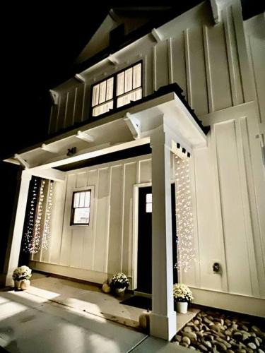 Gainesville House | Charming Gainesville Townhome 3