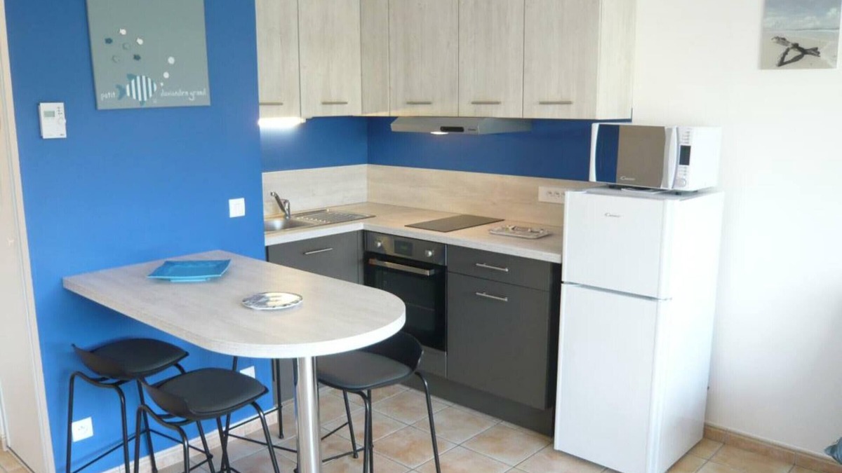 Barfleur Apartment | Charming Garden Apartment in Barfleur - 1BR, WiFi, Parking, BBQ