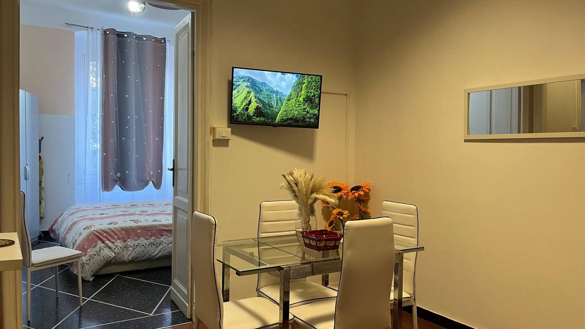 Foce Condo | Charming Genova Condo in City Center