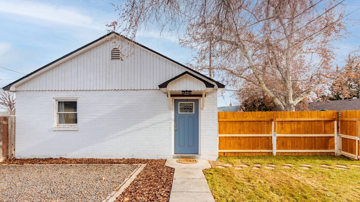 Nampa Cottage | Charming Getaway in Downtown Nampa