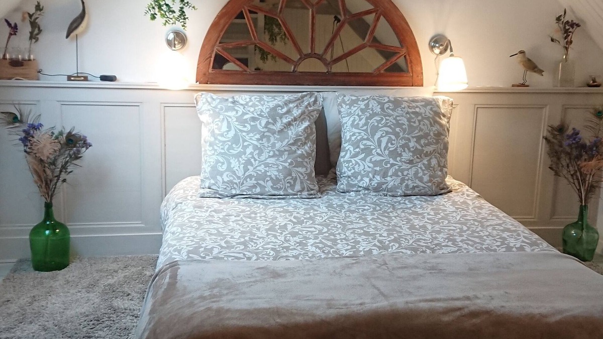 Evran House | Charming gîte. 30 min from the sea. Bird sanctuary