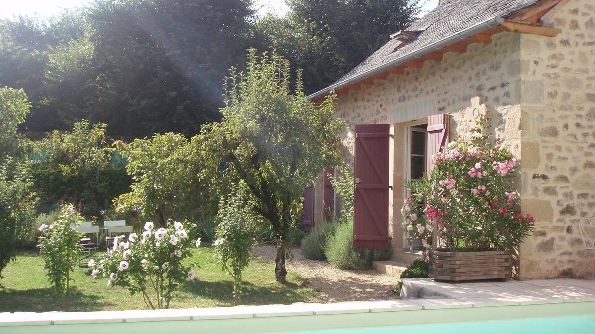 Vaureilles House | Charming gite in a small village with swimming pool