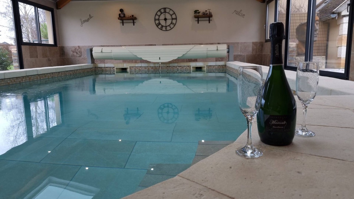 Esternay House | Charming gite in Champagne with heated indoor pool