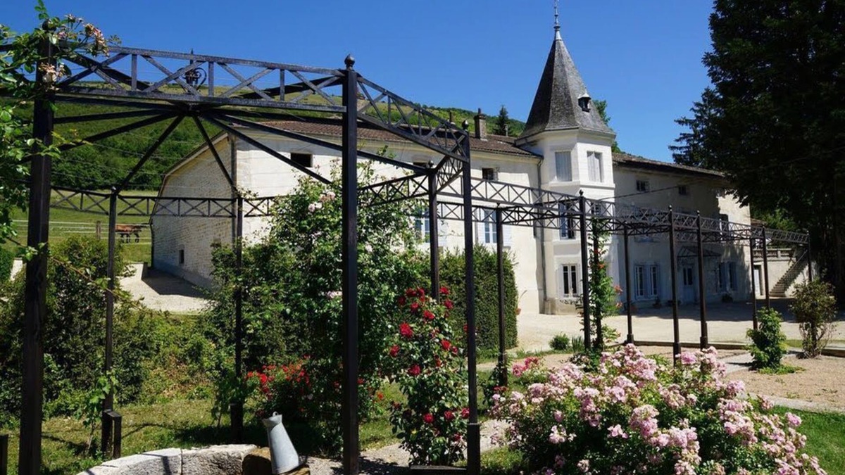 Courmangoux Cottage | CHARMING GITE IN COURMANGOUX IN THE AIN REGION, 1 H FROM LYON AND 1H30 FROM SUIS