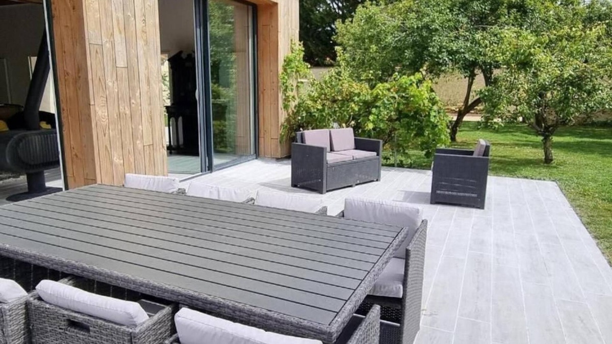 Paray-Douaville House | Charming gîte with swimming pool for a friendly, relaxing stay!