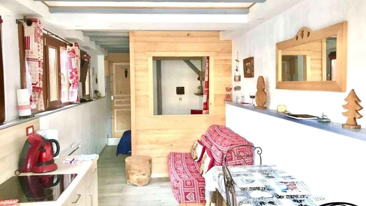 Kaysersberg-Vignoble Ski Chalet | Charming Gîte with terrace in KAYSERSBERG