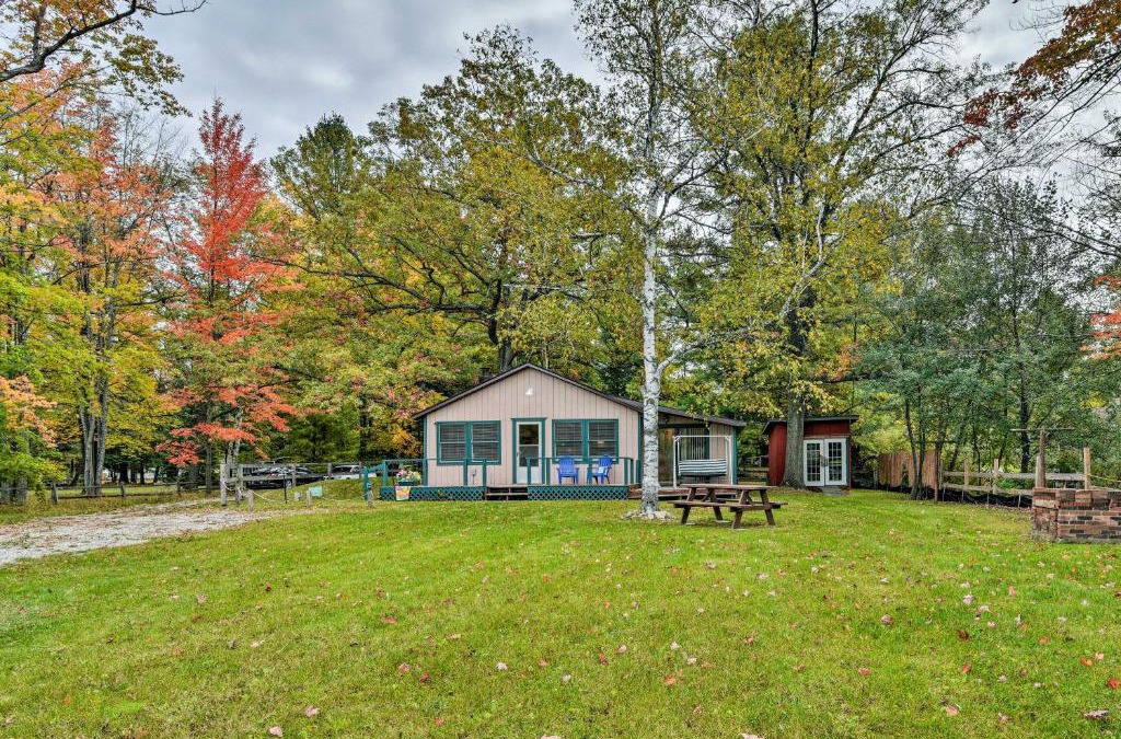 Gladwin House | Charming Gladwin Family Cottage - Indian Lake