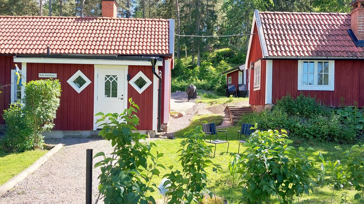 Mjolby Municipality House | Charming Golftorpet in Mjölby | SE10021