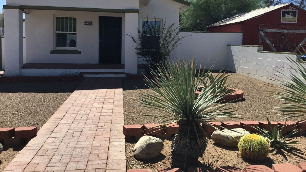 Blenman-Elm House | CHARMING GREAT CENTRAL LOCATION FULLY RENOVATED