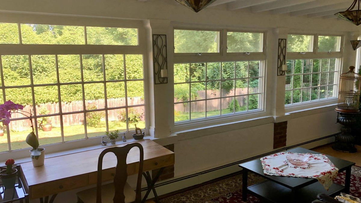 Glen Cove House | Charming guest wing in a secluded Carriage House