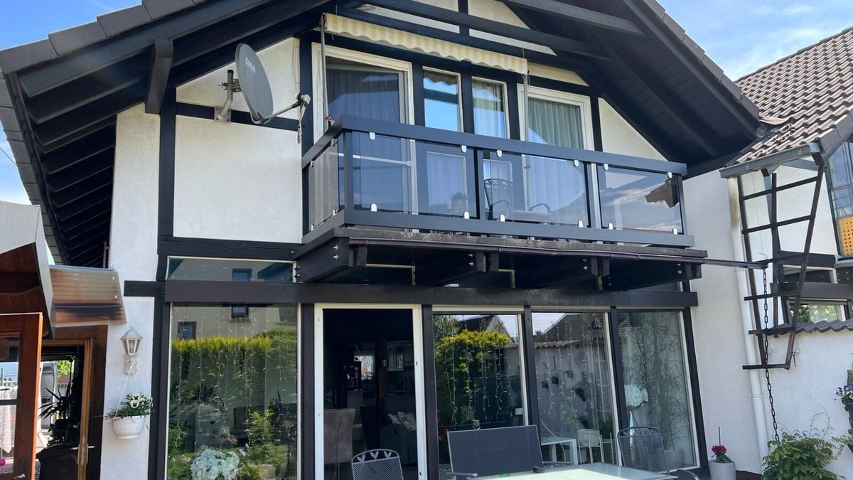 Pleckhausen House | Charming half-timbered house in Pleckhausen